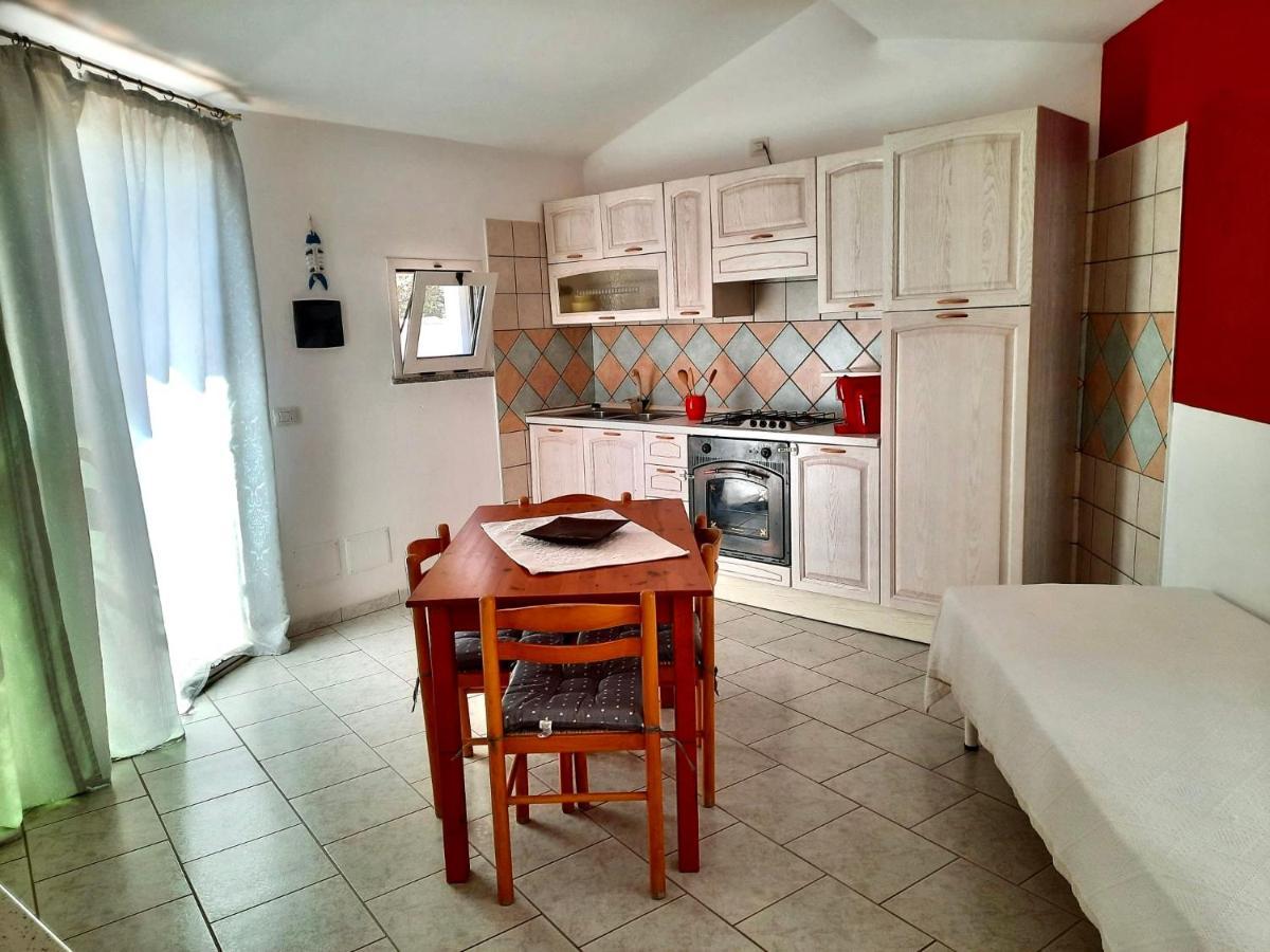 Bed and Breakfast L'Oasi Di Chia Exterior foto