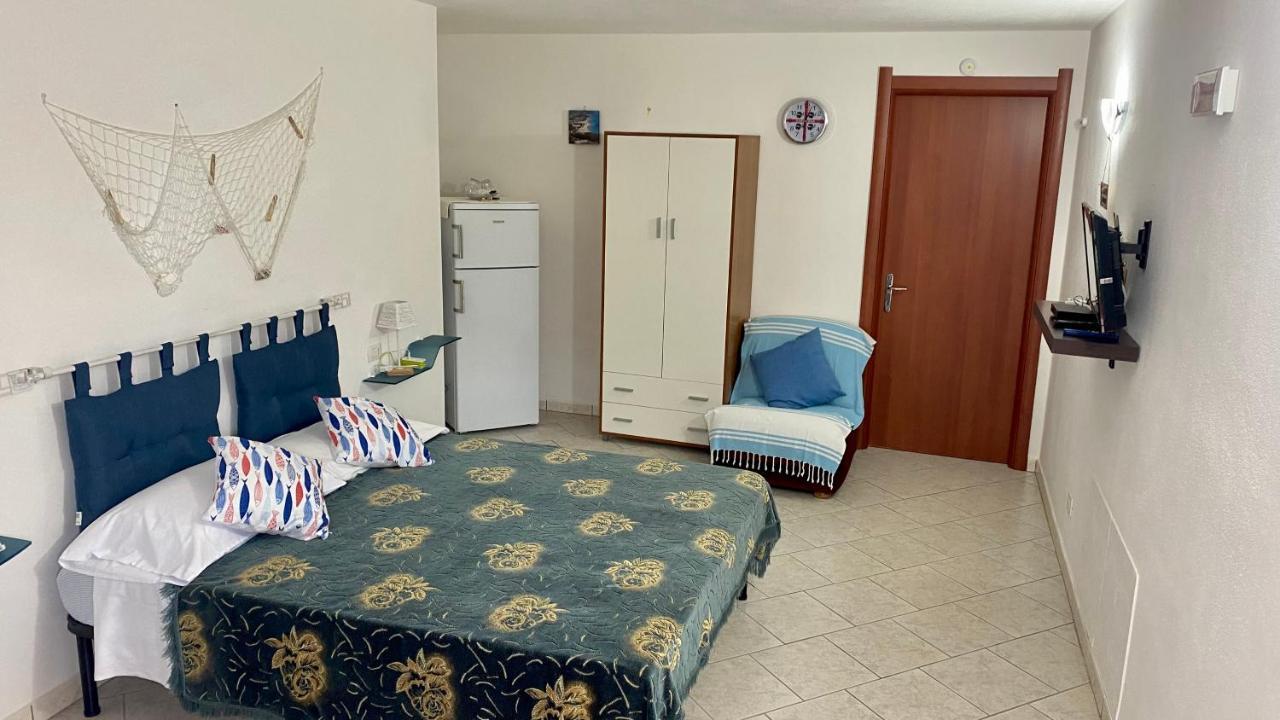Bed and Breakfast L'Oasi Di Chia Exterior foto