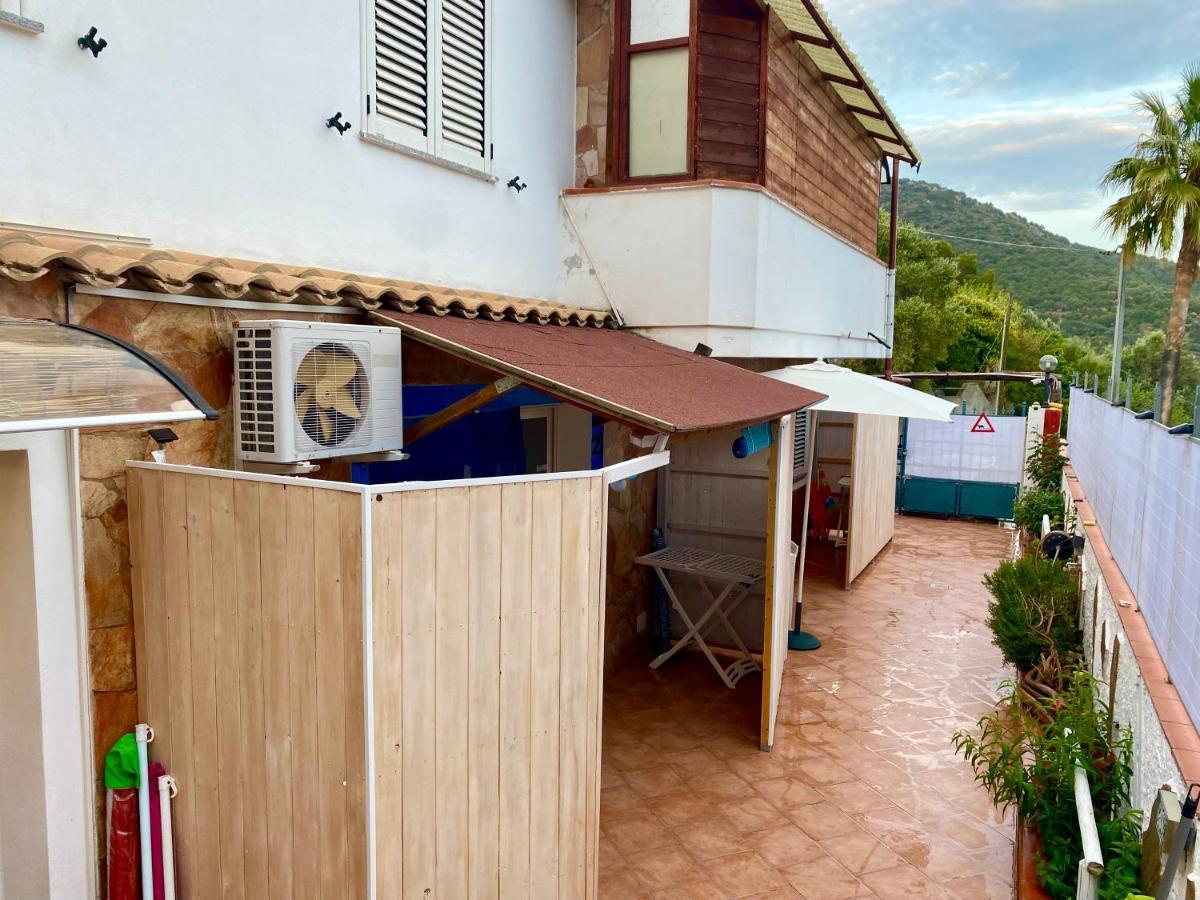 Bed and Breakfast L'Oasi Di Chia Exterior foto