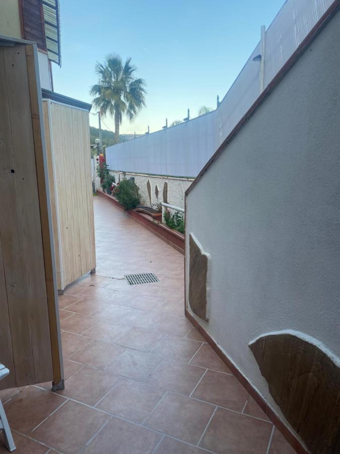 Bed and Breakfast L'Oasi Di Chia Exterior foto