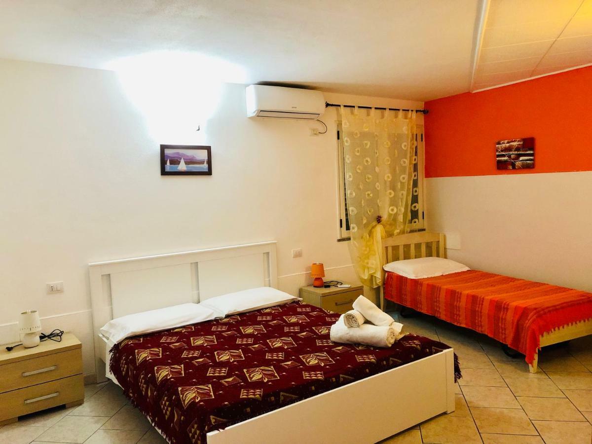 Bed and Breakfast L'Oasi Di Chia Exterior foto